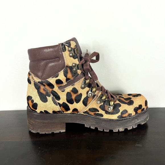 FREE PEOPLE LEOPARD‎ CALF HAIR COMBAT BOOTS WOMEN'S SIZE 37 - Picture 7 of 13